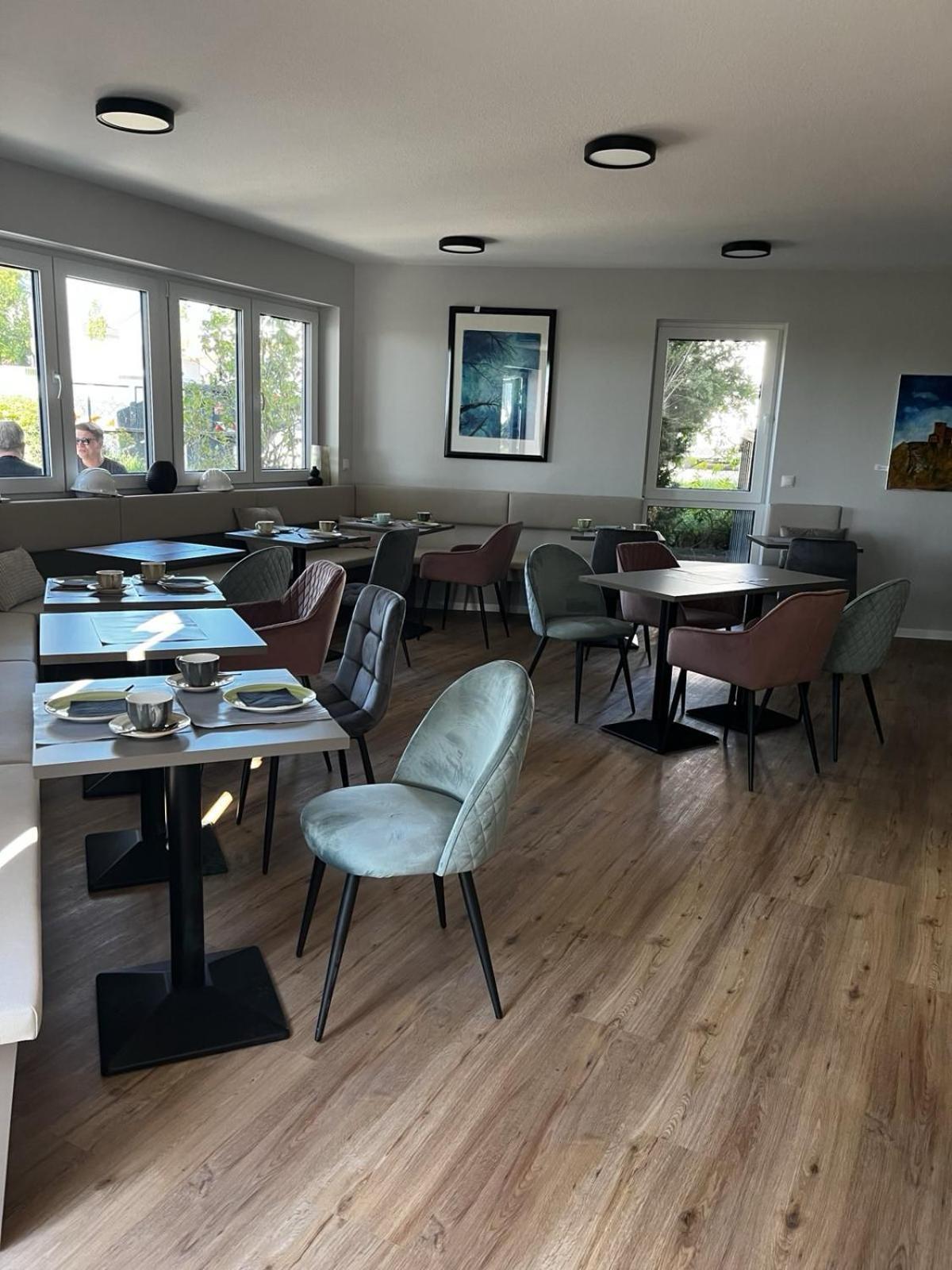 Amelie No 3 Hotel & Appartements Schweigen-Rechtenbach Exteriör bild